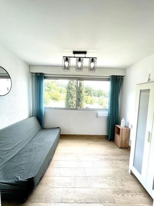 Joli studio cosy de 31 M2 Bord de mer Accès PMR 4Personnes La Ciotat Extérieur photo